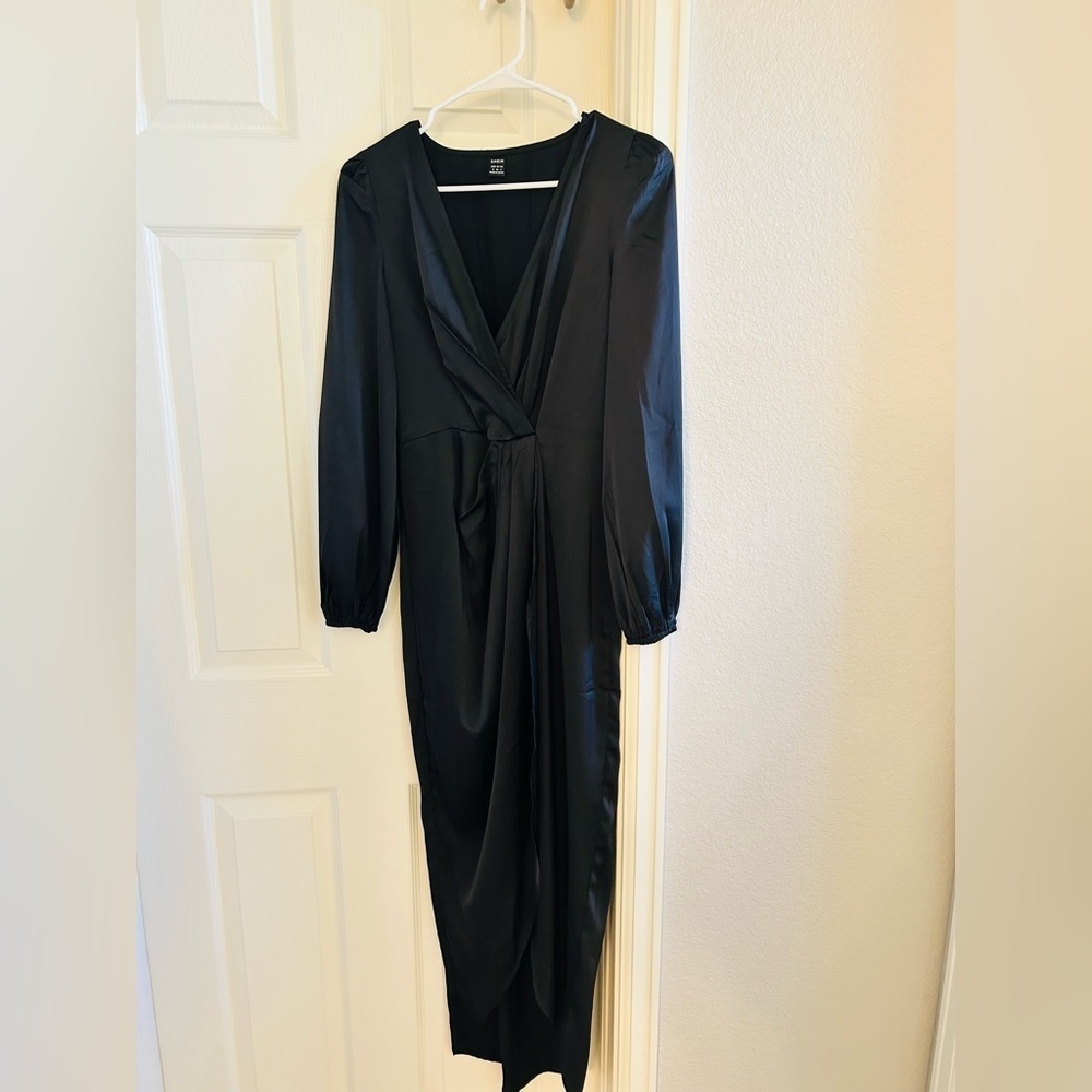 Classic Black Dress Size Small Elegant Sleek Long Sleeve V Cross Front NWOT - Picture 2 of 4
